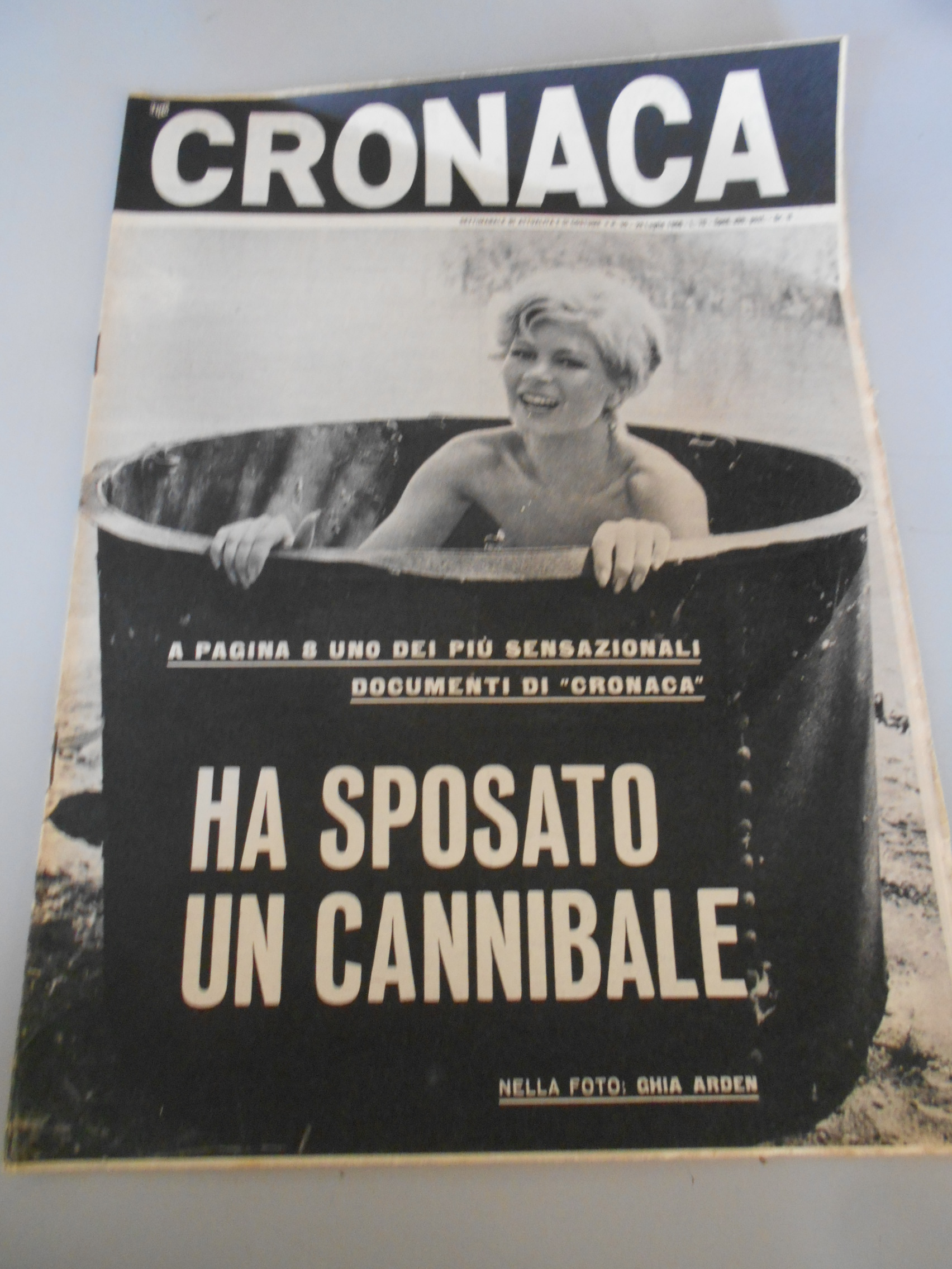 cronaca n30 1966 ghia arden ha sposato un cannibale aa.vv.
